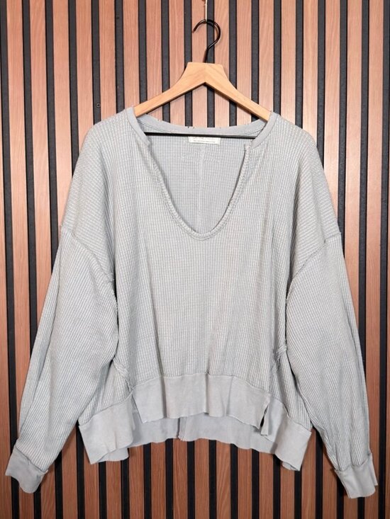 Free People Sweaters - Free People Sweater Small Womens Gray Pullover Round Neck Thermal Knit Stretch